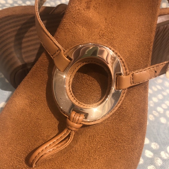 NIB vionic sandals - Picture 4 of 13